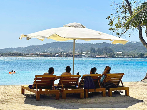 Roatan private island Trip Reviews