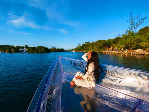 Roatan Clear Boat, Snorkeling, and Private Beach Club Excursion