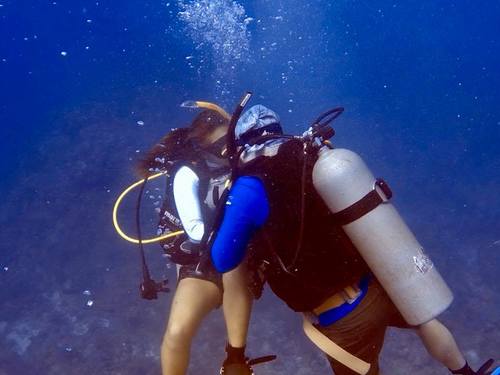 Roatan  Honduras Shipwreck Diving Trip Reservations