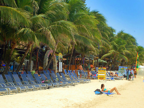 Roatan Honduras beach break Trip Booking
