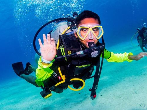 Roatan Underwater Adventure Diving Shore Excursion Reviews