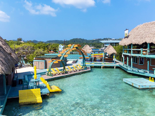 Roatan Zipline and Little French Key Beach Break Excursion