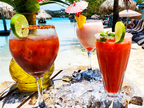 Roatan Zipline and Little French Key Beach Break Excursion