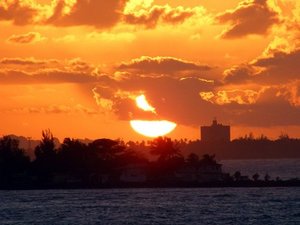 San Juan Sunset and Sightseeing Big Boat Excursion