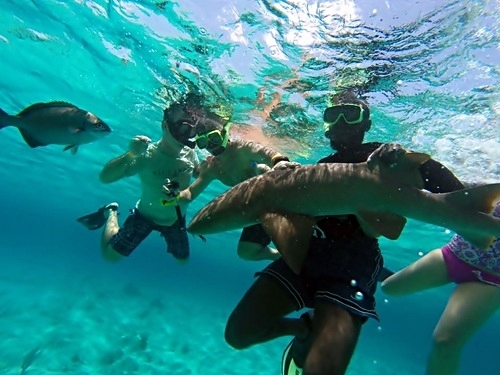 Grand Turk boat Cruise Excursion Booking