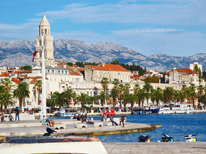 Split History Walking Excursion