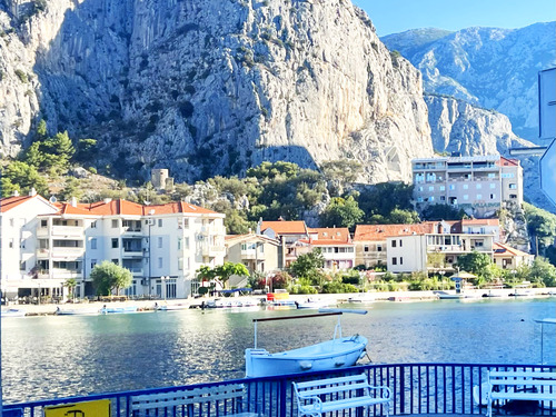 Split Pirates of Omis and Garage Wine Tasting Excursion