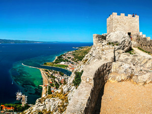 Split Pirates of Omis and Garage Wine Tasting Excursion