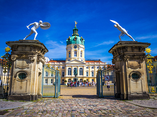 Warnemunde (Berlin)  Germany Cathedral Sightseeing Tour Prices