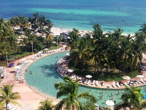 Freeport  Bahamas turquoise blue water Cost