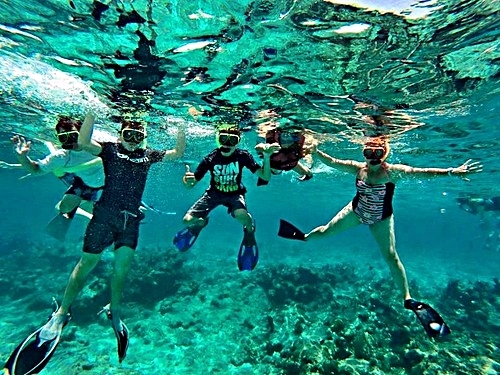 Grand Turk Turks and Caicos wall snorkeling Tour Reservations
